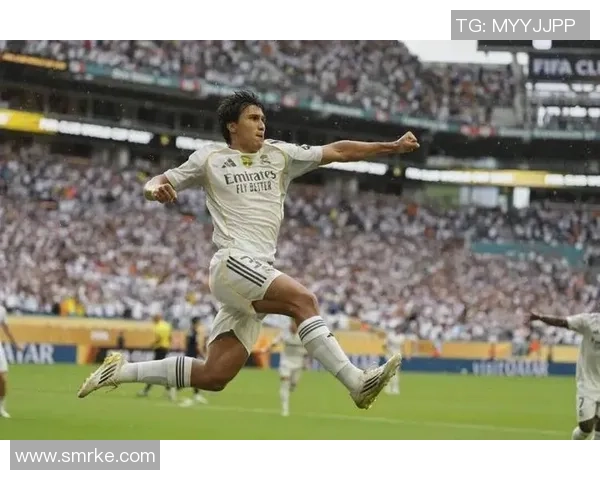 2023年足球赛射手榜揭晓谁将成为金靴得主争夺战激烈引人关注 2023年足球赛射手榜揭晓谁将成为金靴得主争夺战激烈引人关注