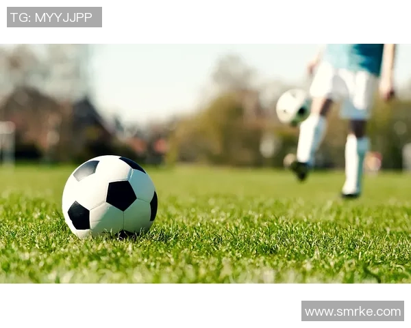 胡冬冬足球之路：从青涩少年到职业球员的成长历程与心路历程