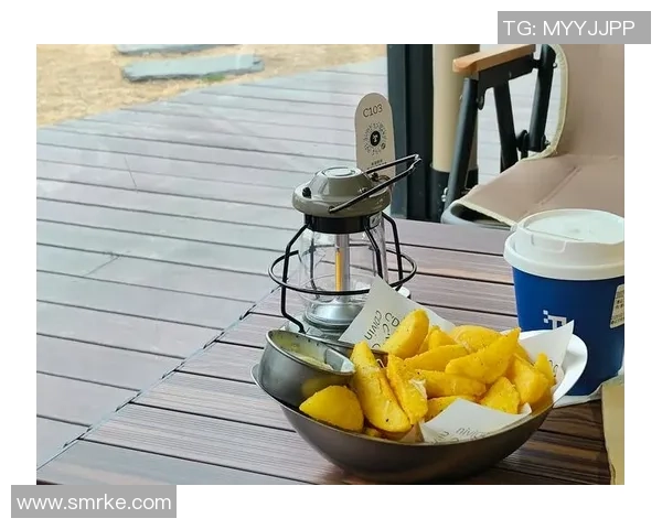 足球咖啡的魅力探秘:在绿茵场上品味咖啡的独特韵味与激情 足球咖啡的魅力探秘:在绿茵场上品味咖啡的独特韵味与激情