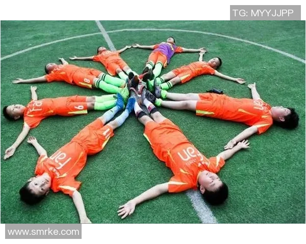 铁甲小宝足球:勇闯绿茵场的少年梦想与团队精神的完美结合 铁甲小宝足球:勇闯绿茵场的少年梦想与团队精神的完美结合